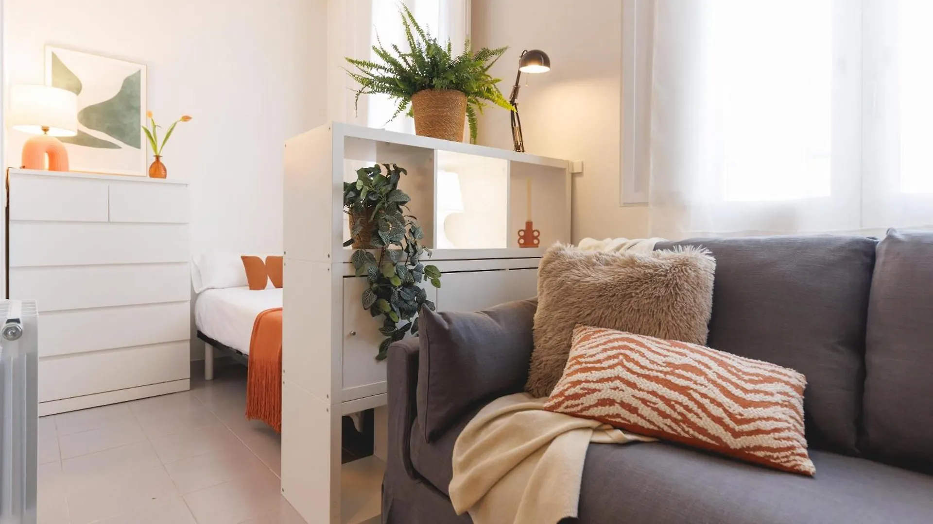 Bravissimo Fellini Studio Girona Apartment