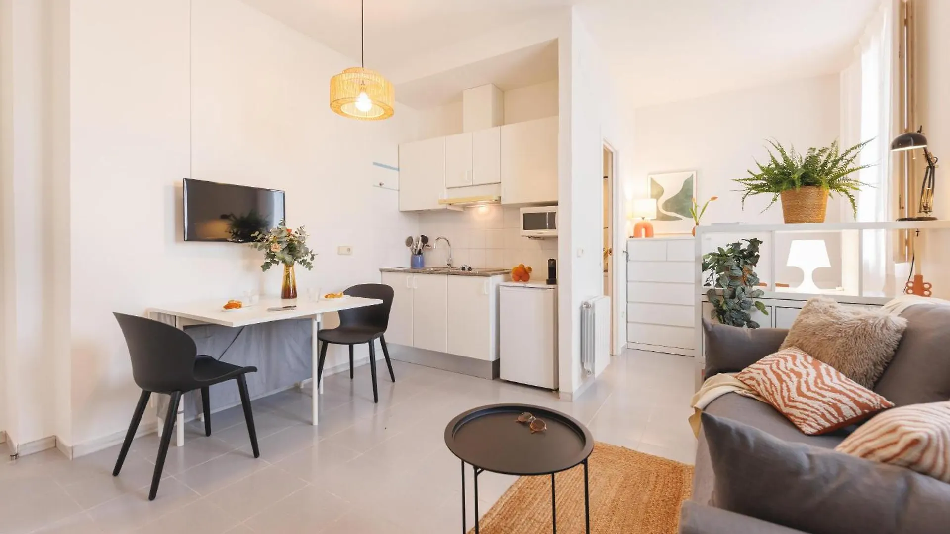 Bravissimo Fellini Studio Girona