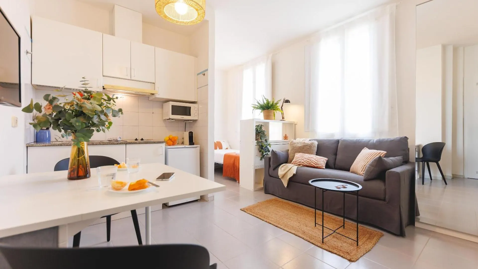 Bravissimo Fellini Studio Girona
